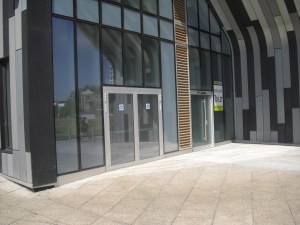 Two years after it was built, there is still an empty shop unit on the corner of the site right by Woolwich New Road 